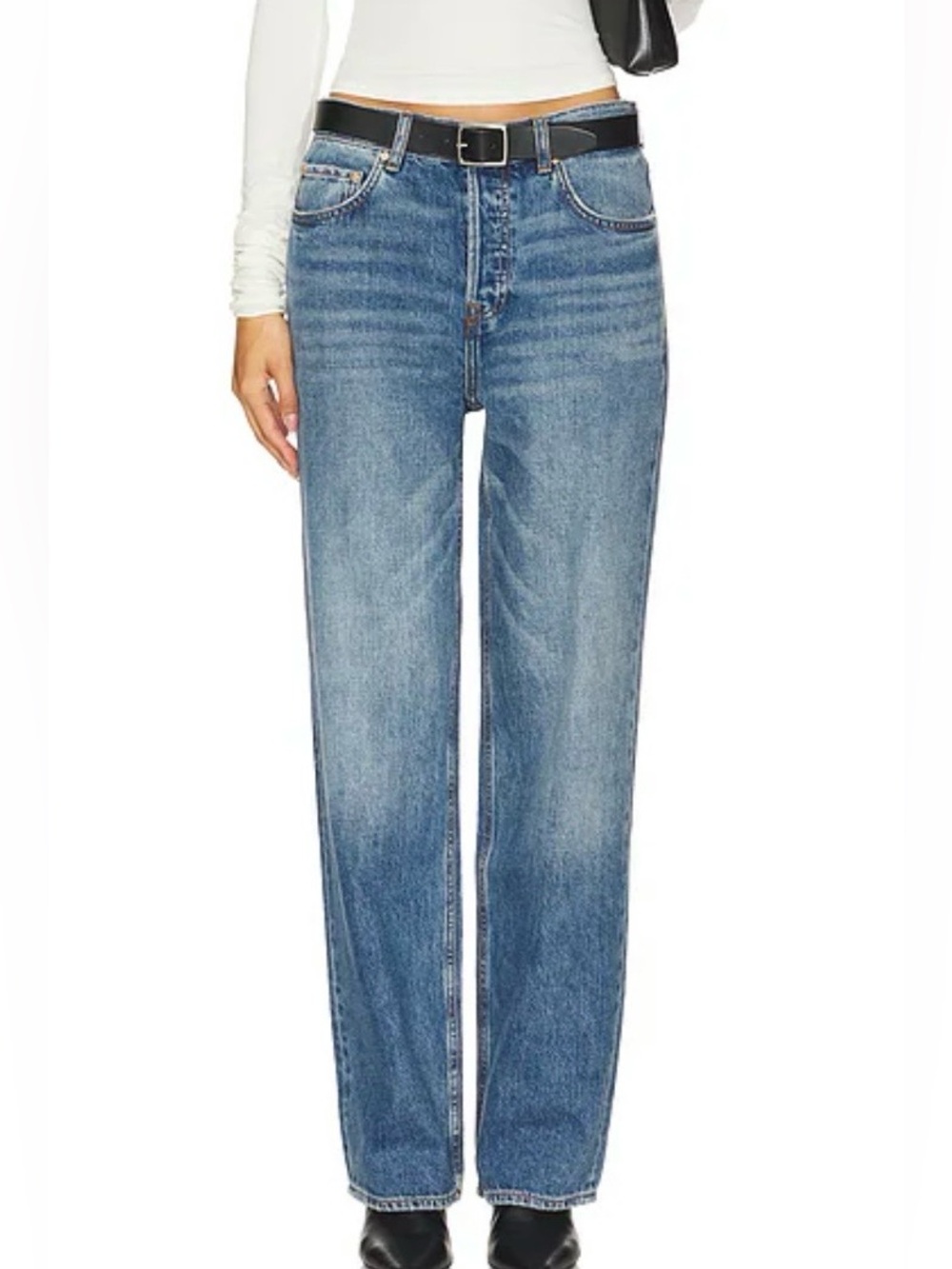 🆕-GRLFRND- The Bella Low Rise Boyfriend Jean. Size: 26